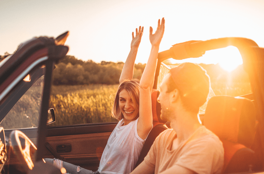 couple in convertible